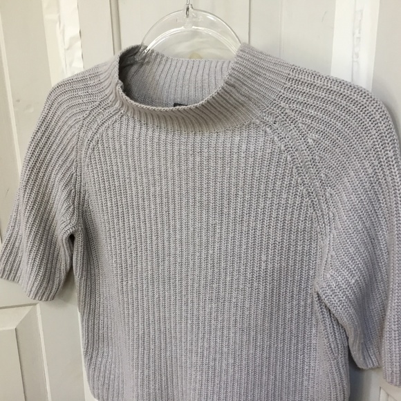 Theory Gray Mock Neck Cropped Cotton/ Cashmere Sweater - Picture 10 of 16